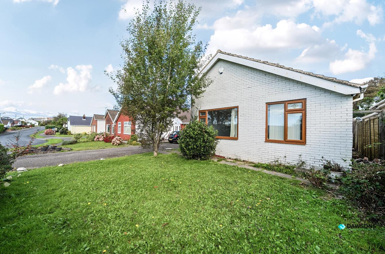 Whitestone Avenue, Bishopston, Swansea, SA3 3DA